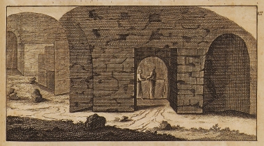 Σπήλαιο κάτω από τα ερείπια του μοναστηριού στο όρος Θαβώρ, το οποίο χρησίμευε ως εκκλησία.