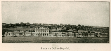 Το Ανάκτορο Ντολμά Μπαχτσέ στην Κωνσταντινούπολη.