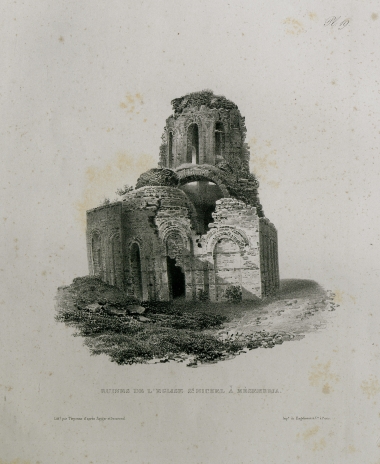 Ερείπια της εκκλησίας των Αρχαγγέλων Μιχαήλ και Γαβριήλ στη Μεσήμβρια (σημερινό Νεσέμπαρ).