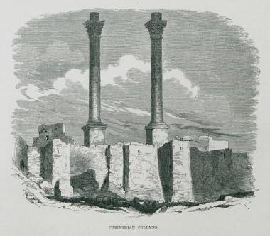 Κορινθιακοί κίονες γνωστοί ως Θρόνος του Νιμρώδ στο φρούριο της Έδεσσας στη Σανλί Ούρφα.