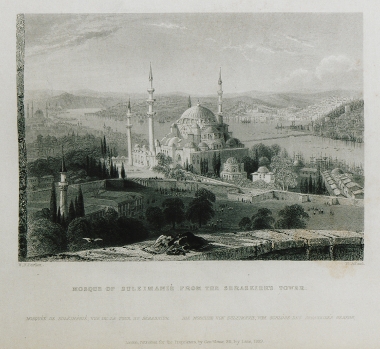 Άποψη του τεμένους του Σουλτάνου Σουλεϊμάν Α΄από τον Πύργο Μπεγιαζίτ στην ομώνυμη πλατεία, στη θέση του Φόρου του Θεοδοσίου. Στο βάθος διακρίνεται το Πέρα και η ανατολική ακτή του Κερατίου κόλπου.