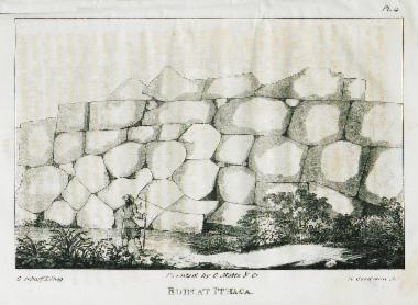 Ερείπια των πολυγωνικών τειχών της ακρόπολης στον λόφο του Αετού στην Ιθάκη.