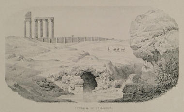 Η πηγή της Καλλιρόης στον Ιλισσό. Στο βάθος διακρίνεται ο Ναός του Ολυμπίου Διός.