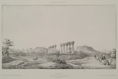 Βυζαντινό υδραγωγείο στο Σελτζούκ (Άγιος Θεολόγος), δίπλα στην Έφεσο. Στο βάθος δεξιά διακρίνεται το Κάστρο του Σελτζούκ, στο λόφο Αγιάσολουκ.