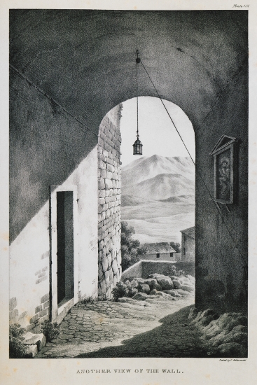 Άποψη των αρχαίων τειχών της ακρόπολης του Φερεντίνο στην Ιταλία.