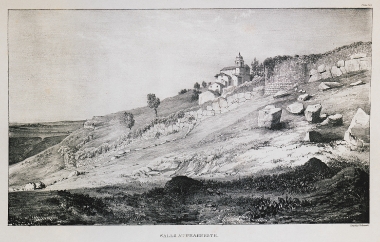 Ερείπια αρχαίων τειχών στην Παλεστρίνα της Ιταλίας.