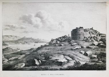Το όρος Κάρμηλο με το Σπήλαιο των Προφητών και τη μονή των Καρμηλιτών στην κορυφή του. Στα αριστερά η πόλη του Αγίου Ιωάννη της Άκρας.