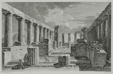 Το εσωτερικό του ναού του Επικουρίου Απόλλωνα στις Βάσσες.