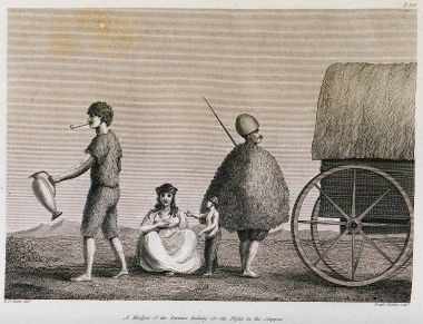 Οικογένεια νομάδων Τατάρων διανυκτερεύει στη στέπα.