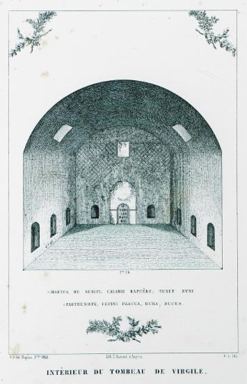Το εσωτερικό του υποτιθέμενου τάφου του Βιργιλίου στη Νάπολη.