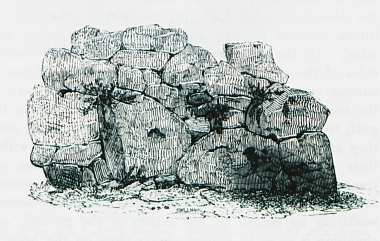 Τμήμα αρχαίας τοιχοδομής, γύρω από το μοναστήρι του Αγίου Ιωάννη του Θεολόγου, στα Άπτερα Χανίων.