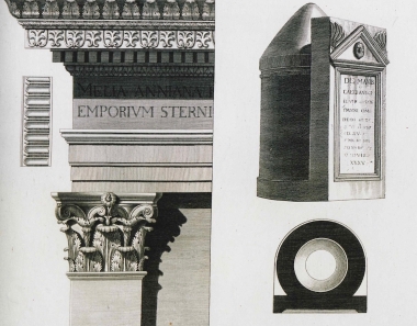 Σχεδιαστική αποκατάσταση αρχιτεκτονικών μελών της Πύλης της Θάλασσας στο Ζάνταρ, Κροατία. Αριστερά: Ο θριγκός στη γωνία με σχέδιο των σταγόνων. Δεξιά: Αφιερωματική επιγραφή και βάση.