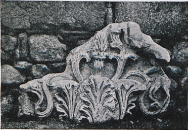 Θράυσμα κιονοκράνου από το Ζίλε.