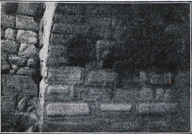 Τοιχοδομή γέφυρας στον ποταμό Γεσίλ, κοντά στη θέση της Κόμανας της Ποντικής.