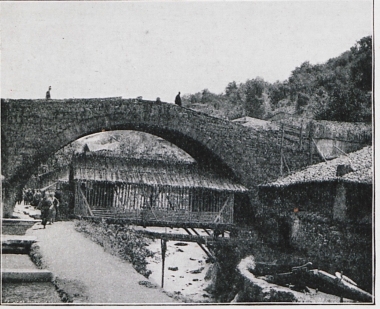 Η γέφυρα Λεϊλεκλί στο Νικσάρ.