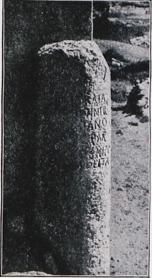 Milliarium στο Σούσεχρί: Λίθος στην άκρη του δρόμου που κατά τη ρωμαϊκή παράδοση μνημόνευε τον χορηγό του δρόμου, και ανέγραφε τη χιλιομετρική απόσταση από την αρχή του δρόμου έως το σημείο που ήταν τοποθετημένος ο λίθος.