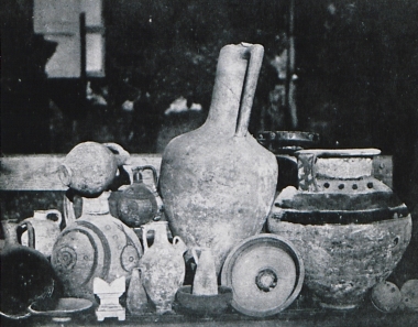 Φοινικικά αγγεία από τους Σόλους και το Κολόσσι.