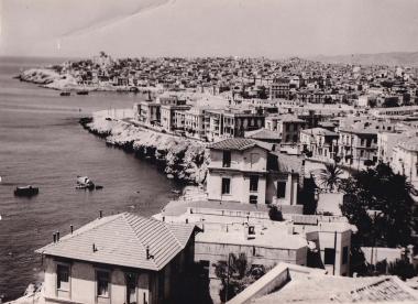 Άποψη του Παλαιού Φαλήρου και της Καστέλλας.