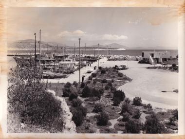 Άποψη της μαρίνας στη Βουλιαγμένη.