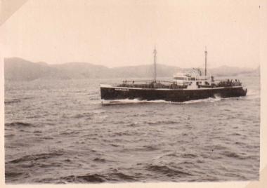 Καράβι εν πλω στο Αιγαίο.