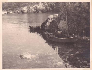 Κέρκυρα. Παραλία στην ευρύτερη περιοχή του Αχιλλείου.