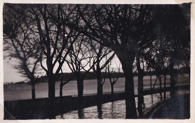 Δειλινό στην παραλία της Κέρκυρας.