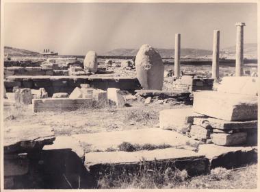 Άποψη του αρχαιολογικού χώρου της Δήλου.