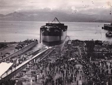 Καθέλκυση του πλοίου 