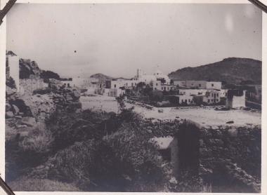 Άποψη οικισμού στη Μήλο.