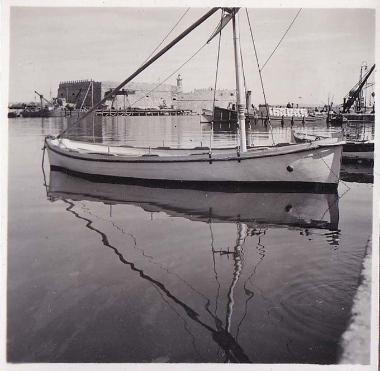 Άποψη του λιμανιού στο Ηράκλειο∙ στο βάθος ο Κούλες.