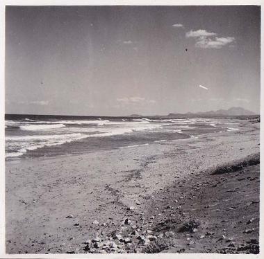 Αμμουδερή παραλία της Κρήτης.