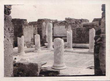 Ψηφιδωτό στο αίθριο της λεγόμενης 