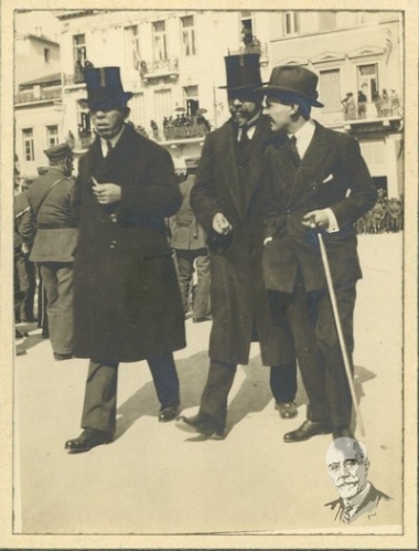 Ο Κυριάκος Βενιζέλος με φιλική συντροφιά.