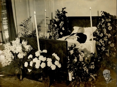 Ο Ελευθέριος Βενιζέλος νεκρός στο κρεβάτι του.