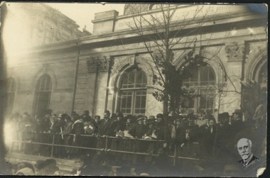 Συγκέντρωση πλήθους για την υποδοχή του Ελευθερίου Βενιζέλου.