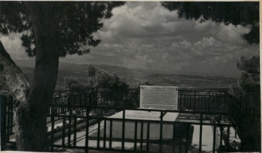 Ο τάφος του Ελευθερίου Βενιζέλου στο Ακρωτήρι.