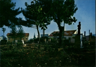 Η πλατεία στη Χαλέπα με τον ανδριάντα και την οικία του Ελευθερίου Βενιζέλου.