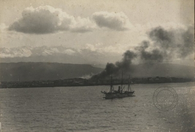 Η πόλη των Χανίων στις φλόγες κατά την επανάσταση του 1897.