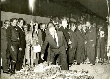 Κατάθεση στεφάνου στο πλαίσιο των εορτασμών για τα εκατό χρόνια από τη γέννηση του Ελευθερίου Βενιζέλου.