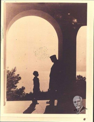 Eleftherios Venizelos with his grandson Lefterakis.