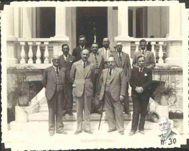 Ο Γεώργιος Παπανδρέου κατά τη διάρκεια της επίσκεψης του Ελευθερίου Βενιζέλου στη Μυτιλήνη