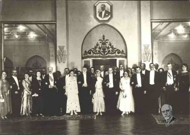 Eleftherios Venizelos with his wife Elena in Ankara.