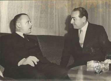 Sophocles Venizelos conversing with Turkish Prime Minister Menteres during his visit to Ankara.