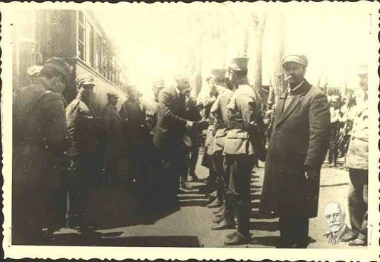 Ο πρωθυπουργός της Ελλάδας Δημήτριος Γούναρης φτάνει στη Σμύρνη