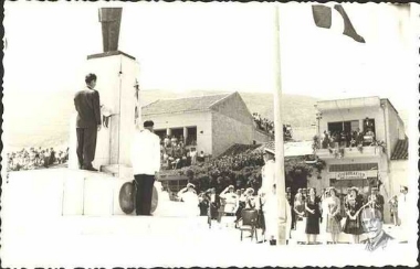 Τελετή των αποκαλυπτηρίων του αγάλματος του Πρίγκηπα Γεωργίου στη Σούδα