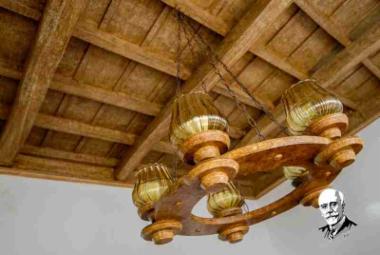 Φωτιστικό οροφής πεντάφωτο, με ξύλινο σκελετό