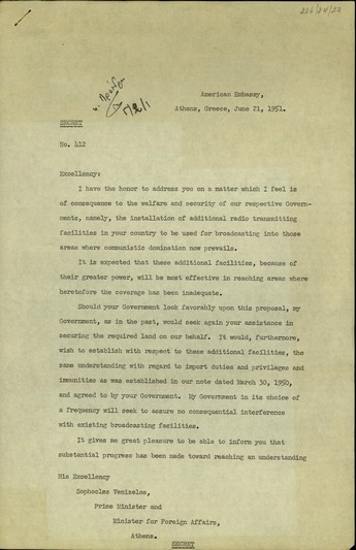 Επιστολή του Αμερικανού πρεσβευτή, Πιουριφόυ, προς τον Σ. Βενιζέλο σχετικά με την εγκατάσταση πρόσθετων ραδιοκυμάτων προκειμένου να επεκταθεί η ραδιοφωνική μετάδοση σε περιοχές της Ελλάδας όπου κυριαρχούν οι κομμουνιστές, υποσχόμενος τη βοήθεια της Αμερικανικής κυβέρνησης.