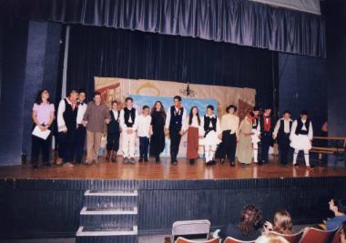 Τα παιδιά του 3ου Γυμνασίου παρουσιάζουν το θεατρικό έργο “Λόρδος Βύρων”, του Αλέκου Λιδωρίκη