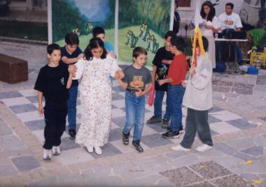 Τα παιδιά του 10ου Δημοτικού Σχολείου παρουσιάζουν το έργο “Οι Βάτραχοι” του Αριστοφάνη