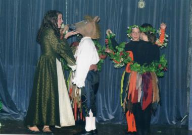 Το θεατρικό σχήμα του 2ου Γυμνασίου παρουσιάζει το έργο του Σαίξπηρ σε διασκευή Γ. Καλαντζόπουλου 